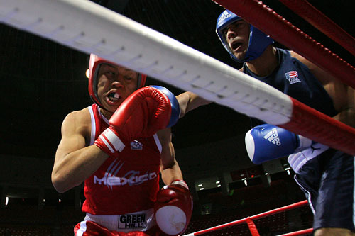 中国拳王争霸赛：力与技的较量，震撼拳击界