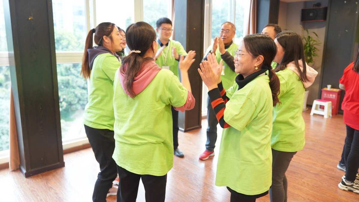 团体咨询热身活动_团体热身小游戏_团体咨询 热身游戏