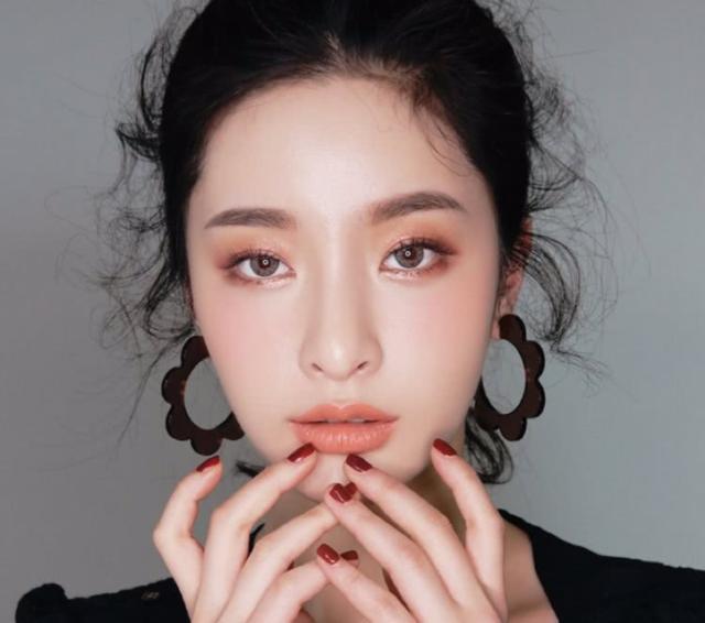 相亲穿着打扮_打扮去相亲2_去相亲需要好好打扮自己吗