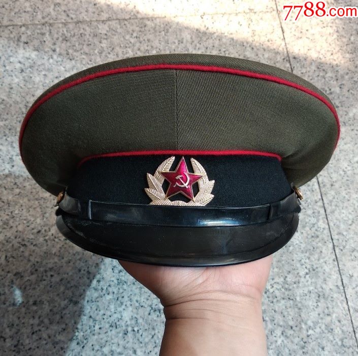 红星照耀中国：苏联军帽闪耀的第16集