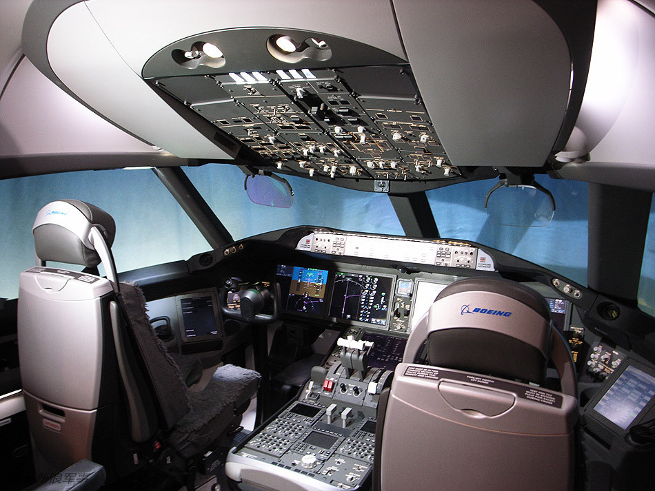 真实飞机模拟器游戏_模拟飞机真实驾驶下载_真实的模拟飞机游戏手机版
