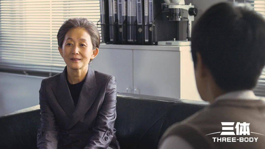 手机游戏 囚徒_囚徒玩的游戏叫什么_手机赛车游戏哪个好玩大型游戏
