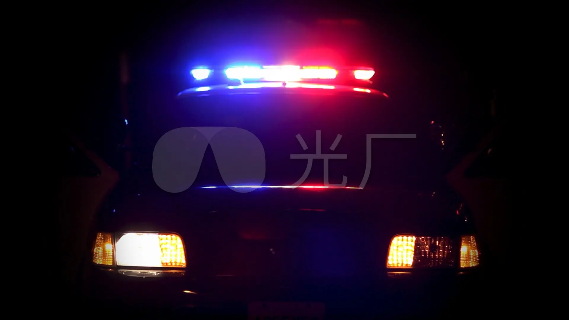 警车开警灯下载_手机游戏警车警灯下载_警车游戏手机版