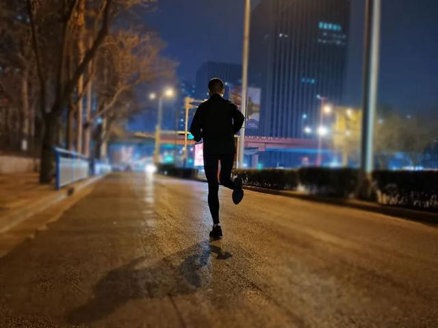 手机跑步游戏推荐_好玩的跑步软件_一款跑步的游戏叫什么