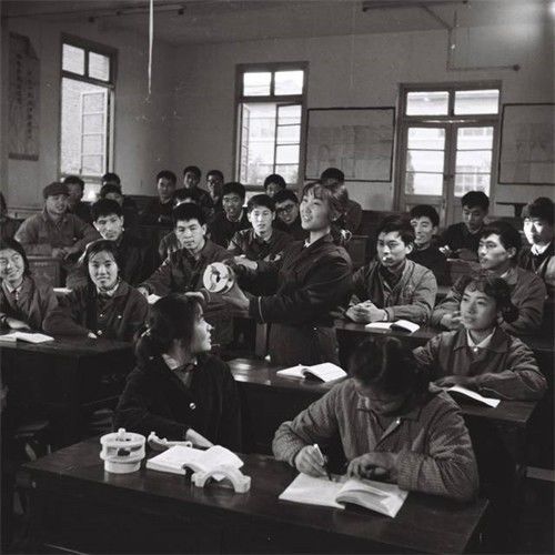 高考恢复是几几年_高考恢复_高考恢复时间是哪一年