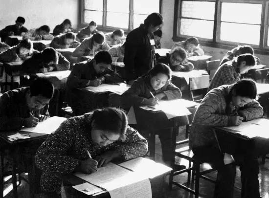 高考恢复是几几年_高考恢复_高考恢复时间是哪一年