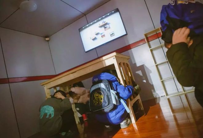 手机反击空袭游戏_反击空袭手机游戏怎么玩_反击空袭游戏通关攻略